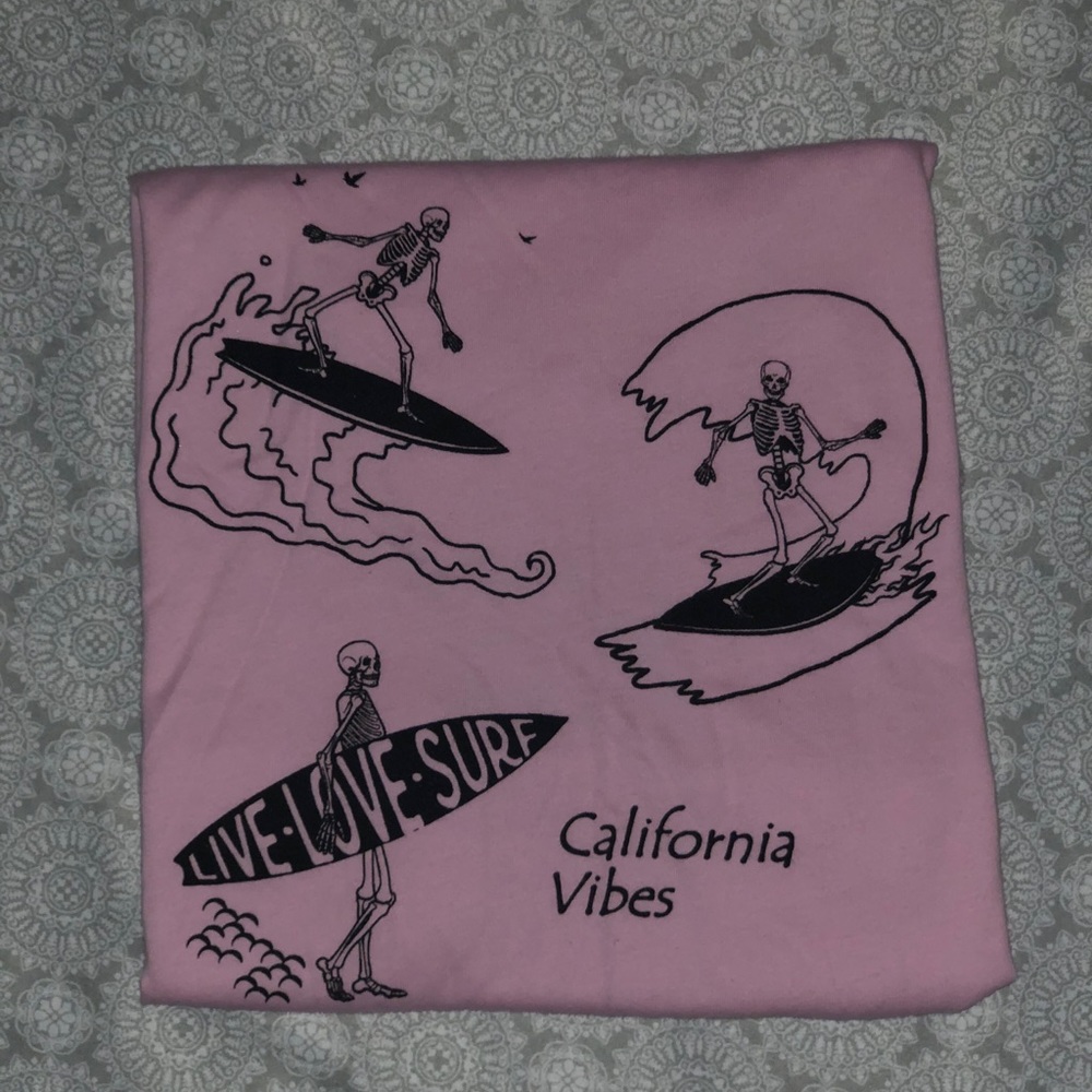 SURFING SKELETONS T-SHIRT